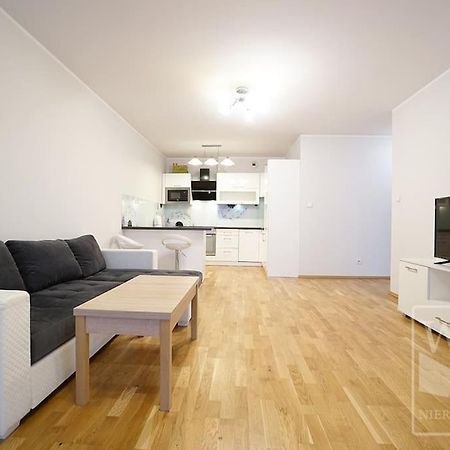 Modern Apartment-City Center-New Building-Garage Wroclaw Bagian luar foto