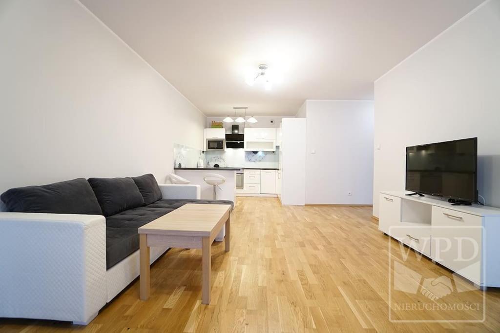 Modern Apartment-City Center-New Building-Garage Wroclaw Bagian luar foto