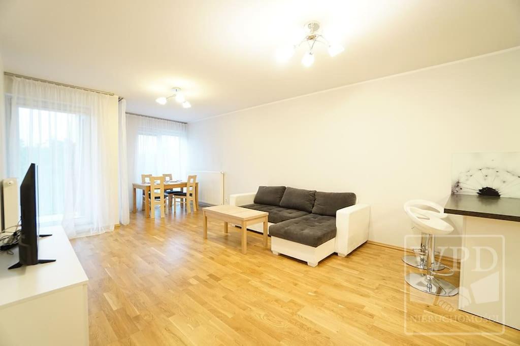 Modern Apartment-City Center-New Building-Garage Wroclaw Bagian luar foto